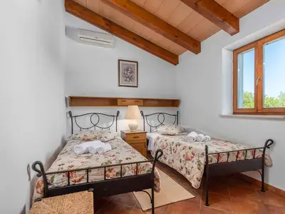 Villa für 8 Personen (235 m²) in Koromacno 7/10