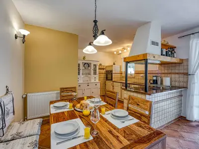 Villa für 5 Personen (160 m²) in Koromacno 10/10