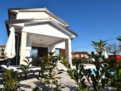 Villa für 6 Personen (160 m²) in Kras 4/10