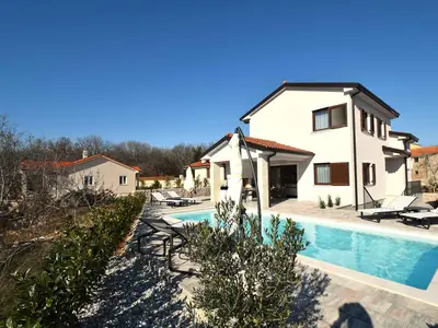Villa für 6 Personen (160 m²) in Kras 9/10