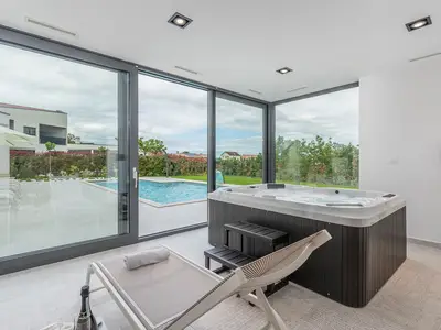 Villa für 8 Personen (280 m²) in Kringa 10/10