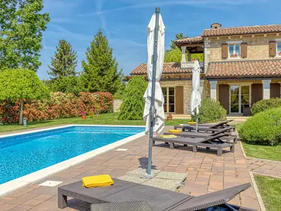 Villa für 10 Personen (240 m²) in Kringa 1/10