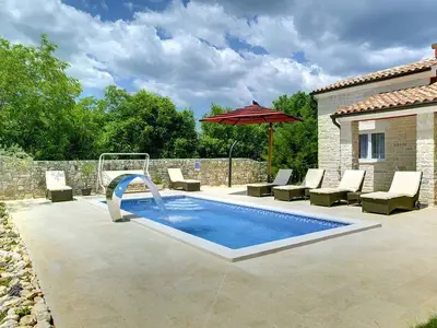 Villa für 8 Personen (230 m²) in Krnica 6/10
