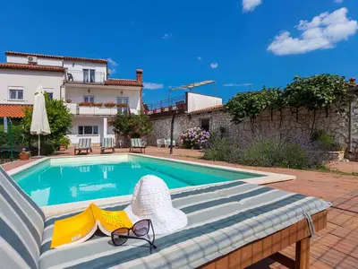 Villa für 10 Personen (205 m²) in Krnica 1/10