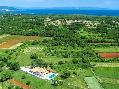 Villa für 10 Personen (280 m²) in Krnica 2/10