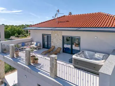 Villa für 8 Personen (200 m²) in Krnica 9/10