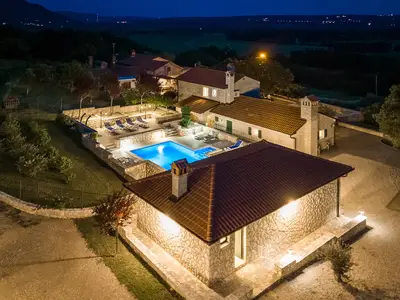 Villa für 10 Personen (200 m²) in Kršan 8/10