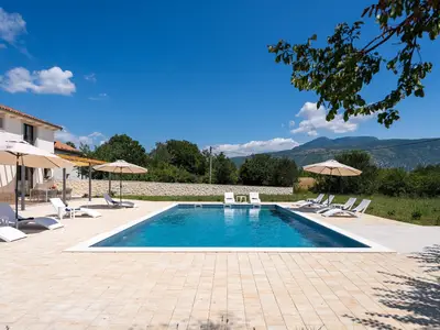 Villa für 8 Personen (300 m²) in Kršan 7/10
