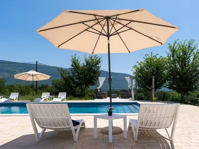 Villa für 8 Personen (300 m²) in Kršan 9/10