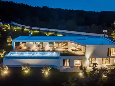 Villa für 8 Personen (391 m²) in Kršan 1/10