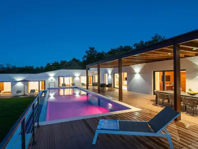 Villa für 10 Personen (290 m²) in Kršan 9/10