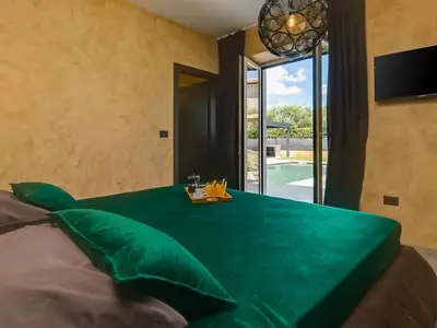 Villa für 6 Personen (100 m²) in Poreč 1/10