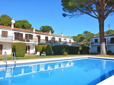 PoolOfHouse