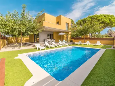 PoolOfHouse