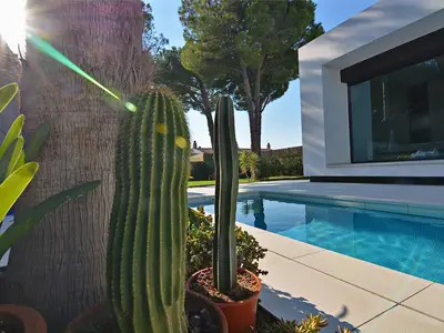 PoolOfHouse