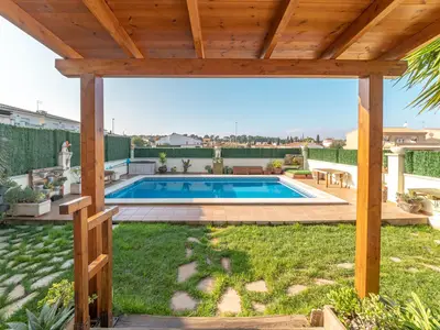 PoolOfHouse