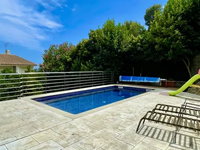 PoolOfHouse