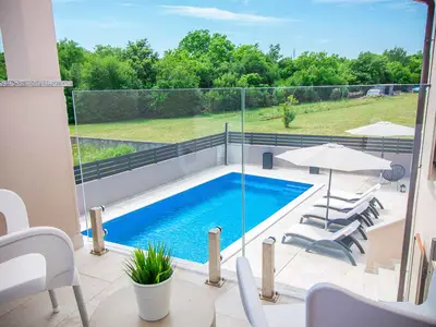 Villa für 8 Personen (250 m²) in Labin 8/10