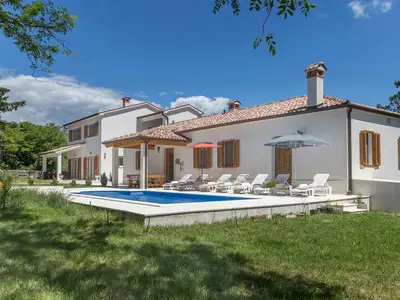 Villa für 12 Personen (256 m²) in Labin 10/10