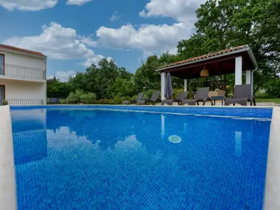 Villa für 8 Personen (310 m²) in Labin 8/10