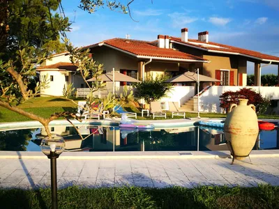 Villa für 8 Personen (250 m²) in Lazise 4/10