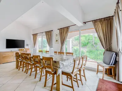DiningRoom