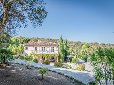 Außenseite Ferienhaus [Sommer]