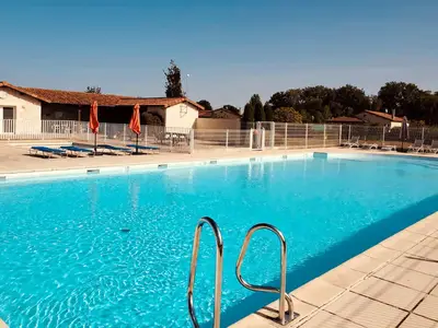 PoolOfHouse
