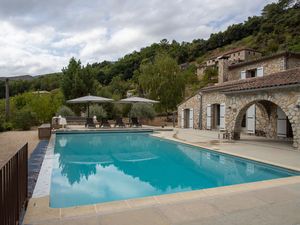 22195421-Villa-7-Les Salelles-300x225-0