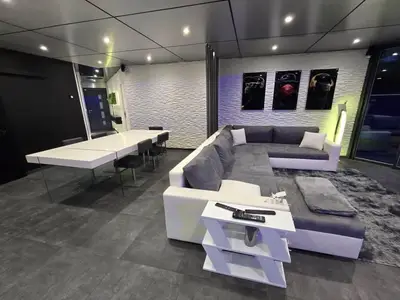 DiningRoom