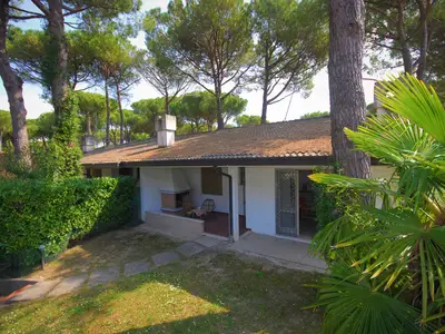 Villa für 7 Personen (1 m²) in Lignano Sabbiadoro 1/10
