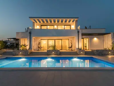 Villa für 8 Personen (180 m²) in Linardići 1/10