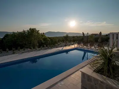 Villa für 8 Personen (180 m²) in Linardići 3/10