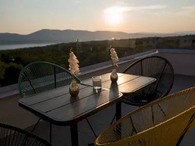 Villa für 8 Personen (180 m²) in Linardići 9/10