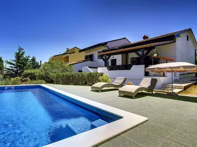 Villa für 9 Personen (200 m²) in Liznjan 3/10
