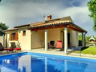 Villa für 5 Personen (74 m²) in Liznjan 1/10
