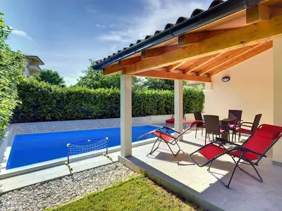 Villa für 5 Personen (74 m²) in Liznjan 5/10