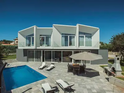 Villa für 8 Personen (140 m²) in Liznjan 6/10