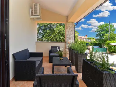 Villa für 8 Personen (180 m²) in Liznjan 2/10