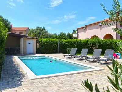 Villa für 8 Personen (180 m²) in Liznjan 7/10