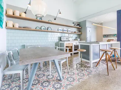 DiningRoom