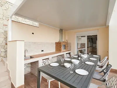 DiningRoom