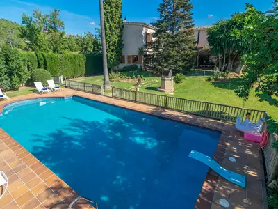 Villa für 11 Personen (22 m²) in Lloseta 3/10