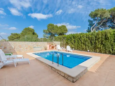 PoolOfHouse