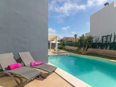 PoolOfHouse
