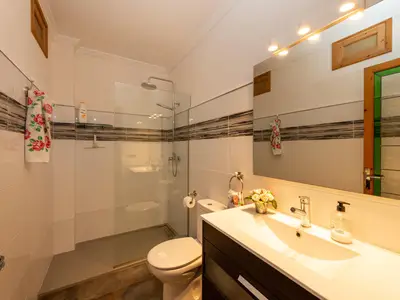 Erdgeschoss Badezimmer im Wohnzimmer