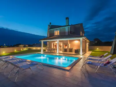 Villa für 8 Personen (174 m²) in Loborika 3/10