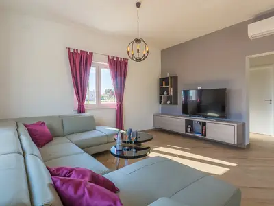 Villa für 8 Personen (174 m²) in Loborika 8/10
