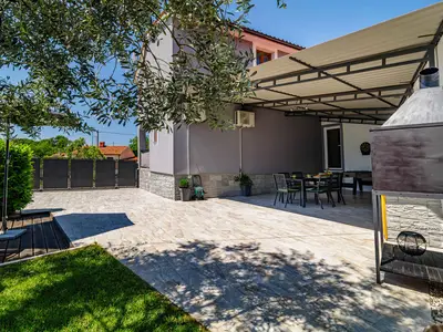 Villa für 6 Personen (140 m²) in Loborika 6/10