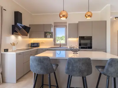 Villa für 8 Personen (200 m²) in Loborika 2/10